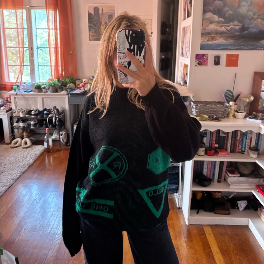 Black and Green Graphic Sweater